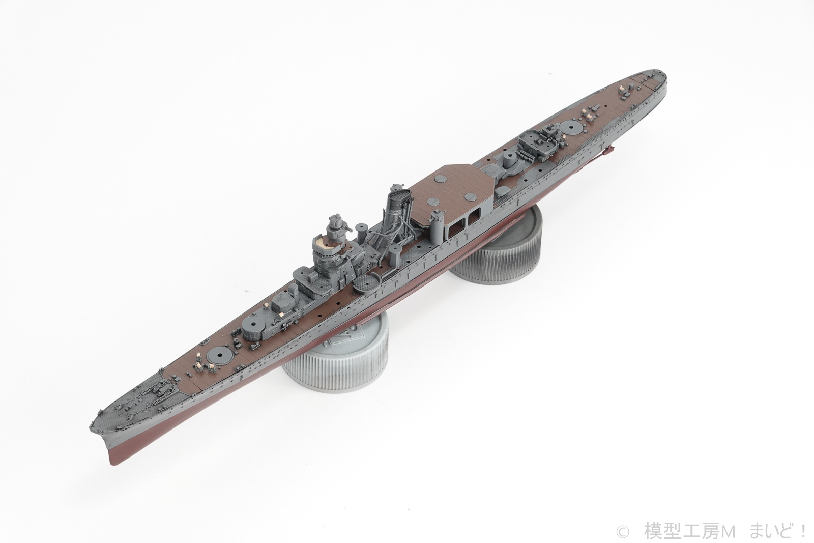 フジミ　1/700　日本海軍軽巡洋艦「阿賀野」　プラモデル制作中