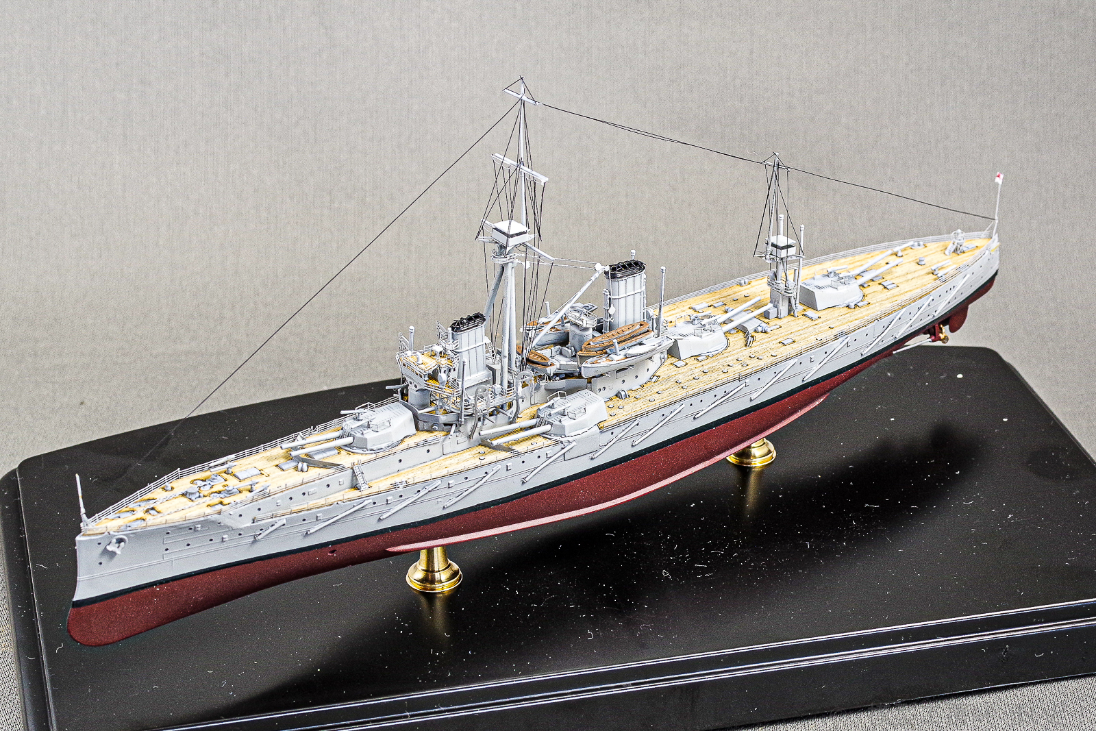 トランペッター 1/700 イギリス戦艦ドレッドノート 1907 完成品 HMS Dreadnought Trumpeter - 模型工房M