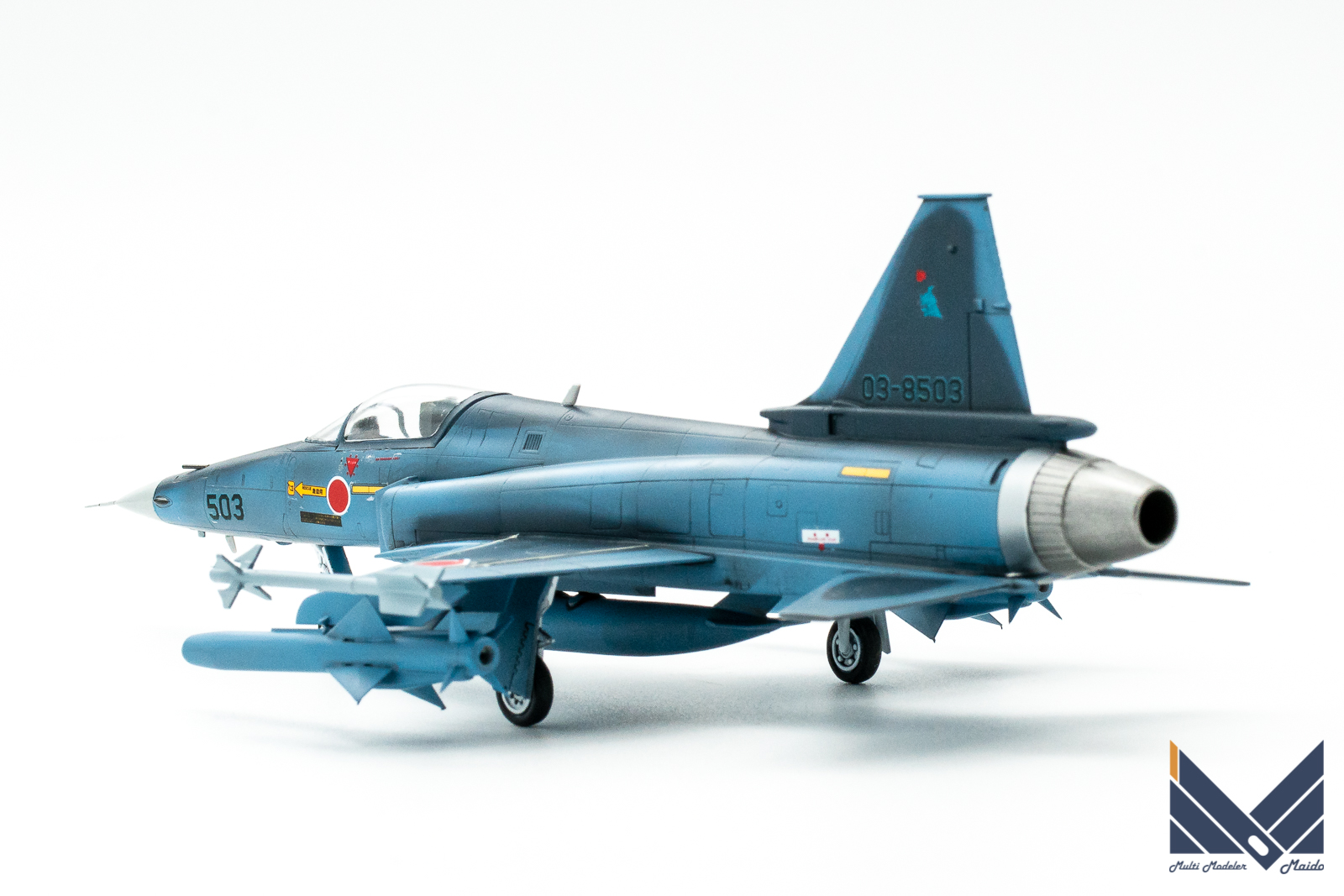 ハセガワ　1/72　F-20 タイガーシャーク　プラモデル　架空　航空自衛隊　完成品