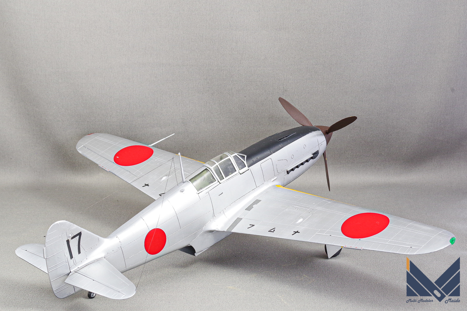 ハセガワ＋アイレイキャット 1/32 日本陸軍三式戦闘機「飛燕」Ⅱ型改 HASEGAWA Kawasaki Ki-61 Tony 飛行機模型完成品 -  模型工房M
