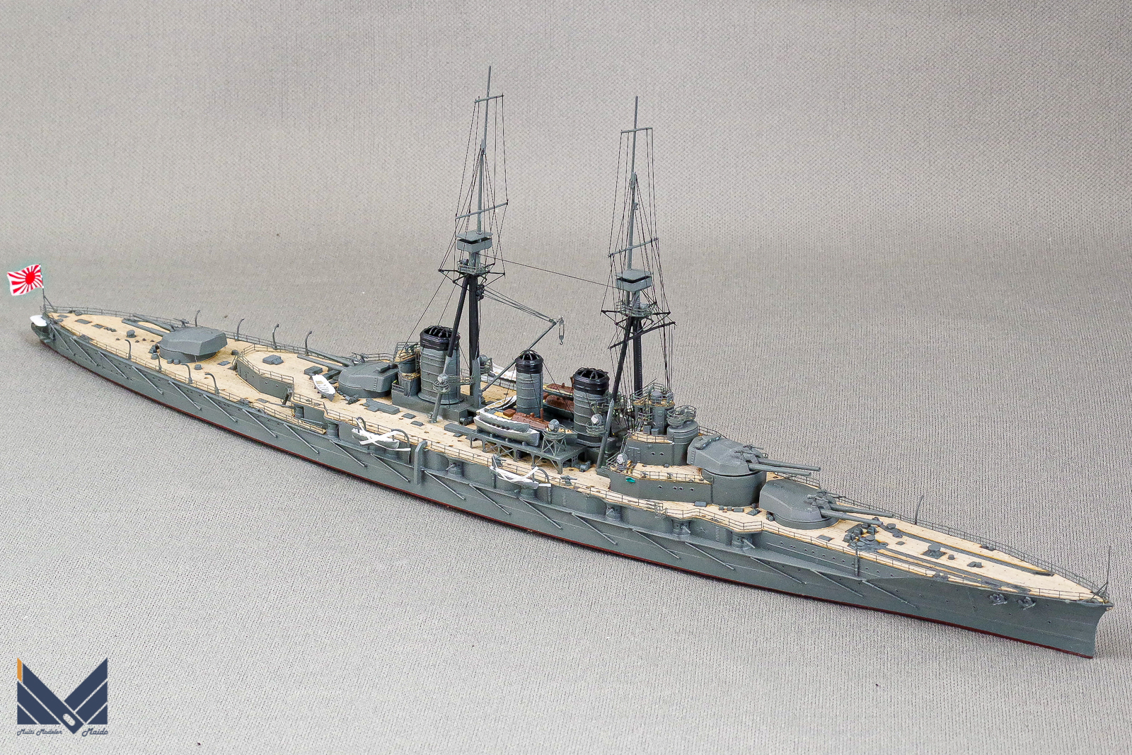 カジカ　01/700　日本海軍巡洋戦艦金剛1914  プラモデル　完成品