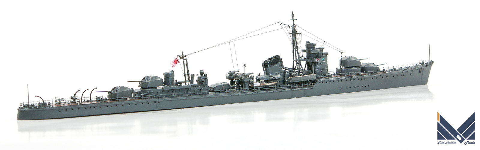 日本海軍 駆逐艦 秋月 1942 完成品 1/350 塗装済み ウェーブ - プラモデル