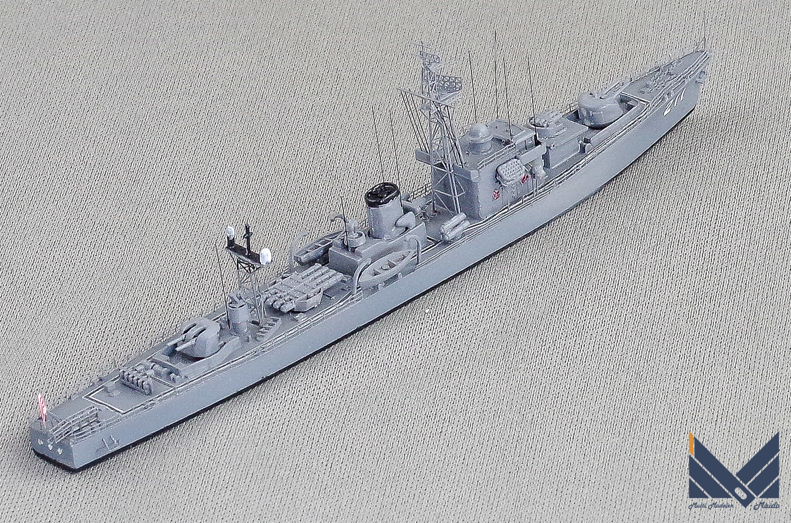 ピットロード　1/700　海上自衛隊護衛艦　いすず　プラモデル　完成品
