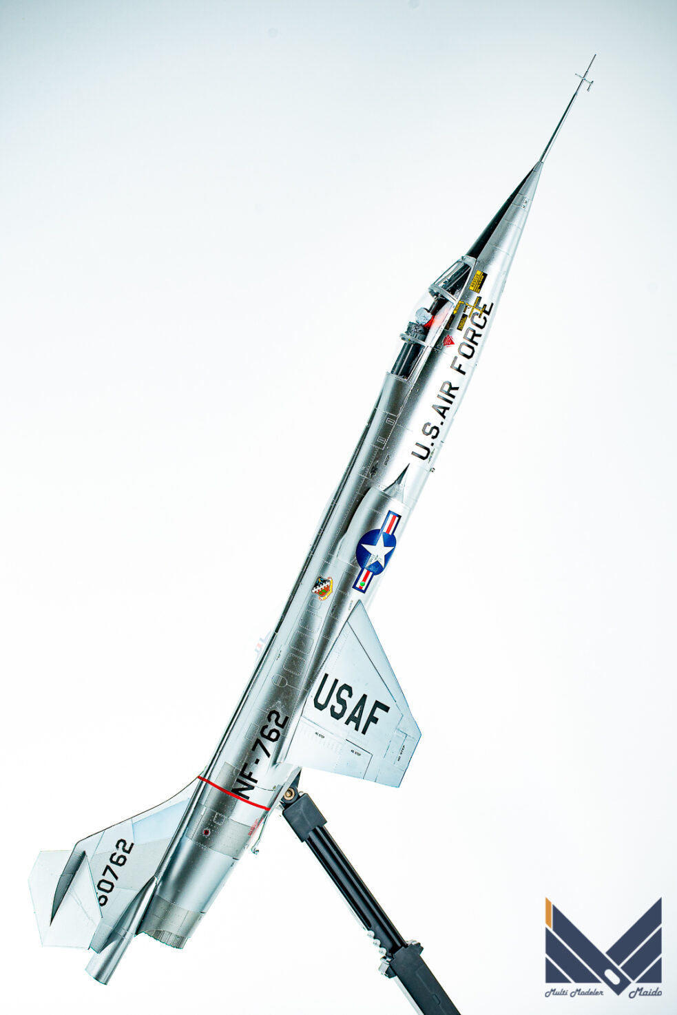 キネティック+モデルアート　1/48 NF-104A スペーストレーナー　プラモデル完成品