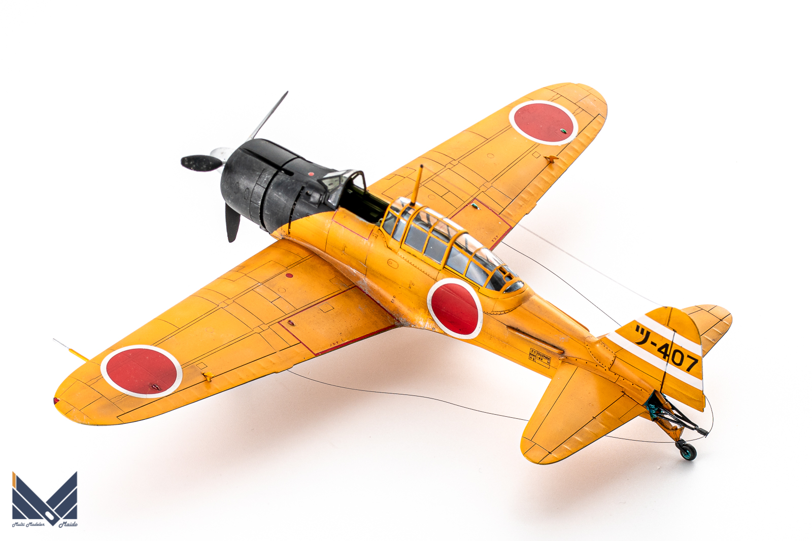 ハセガワ　1/48 零式練習用戦闘機　プラモデル　完成品