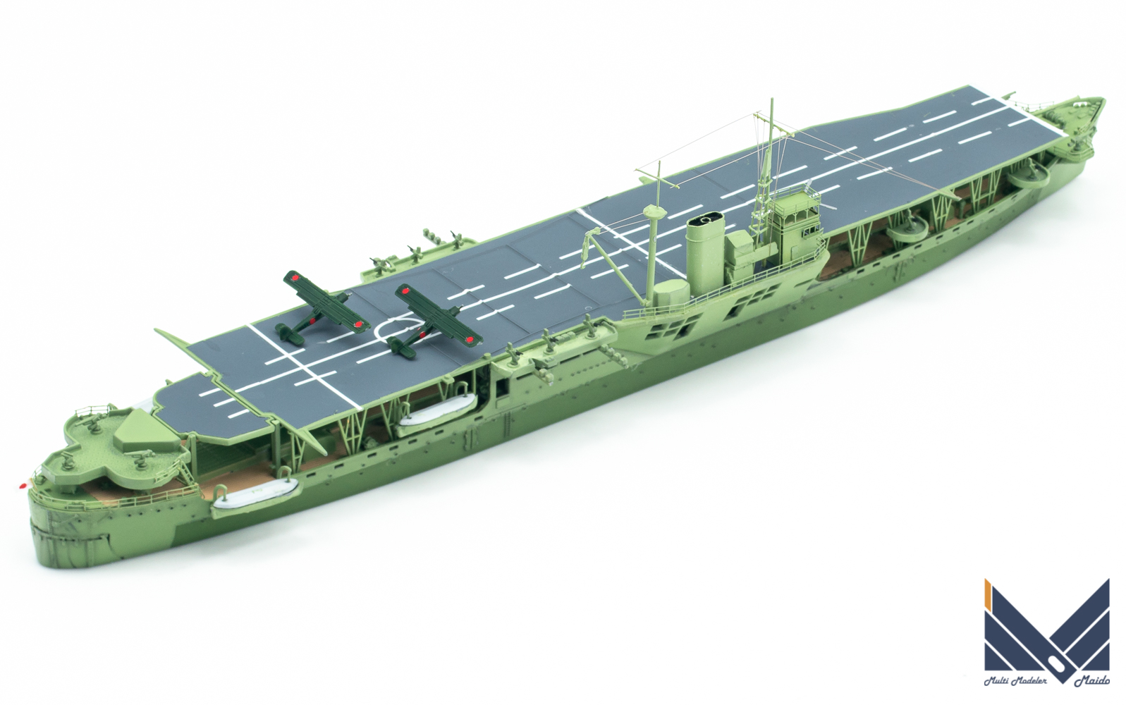 アオシマ 1/700 日本陸軍丙型特種船 あきつ丸 後期型完成品 Akitsumaru