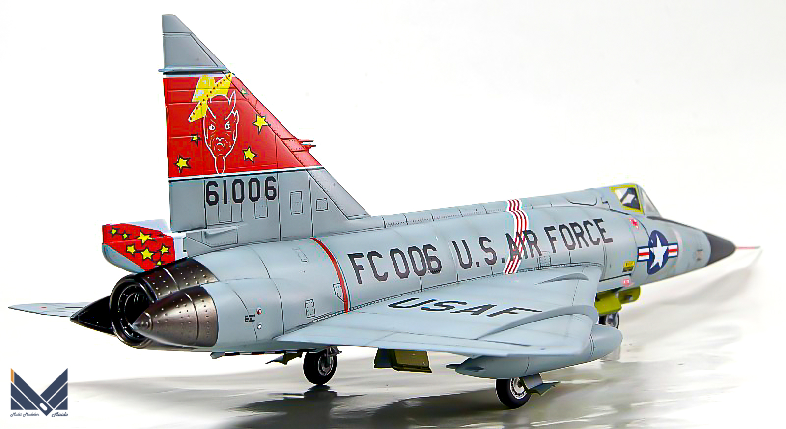 モンモデル　1/72 F-102A プラモデル　完成品