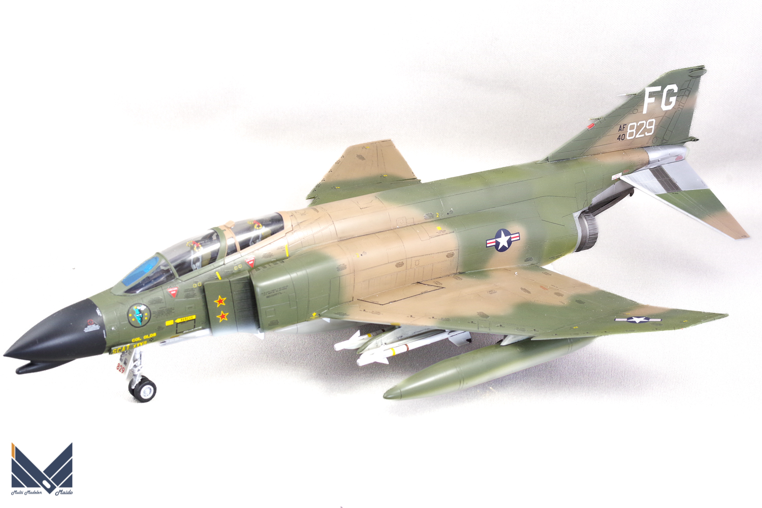 アカデミー 1/48 F-4C ファントムⅡ 完成品academy 飛行機模型完成品 