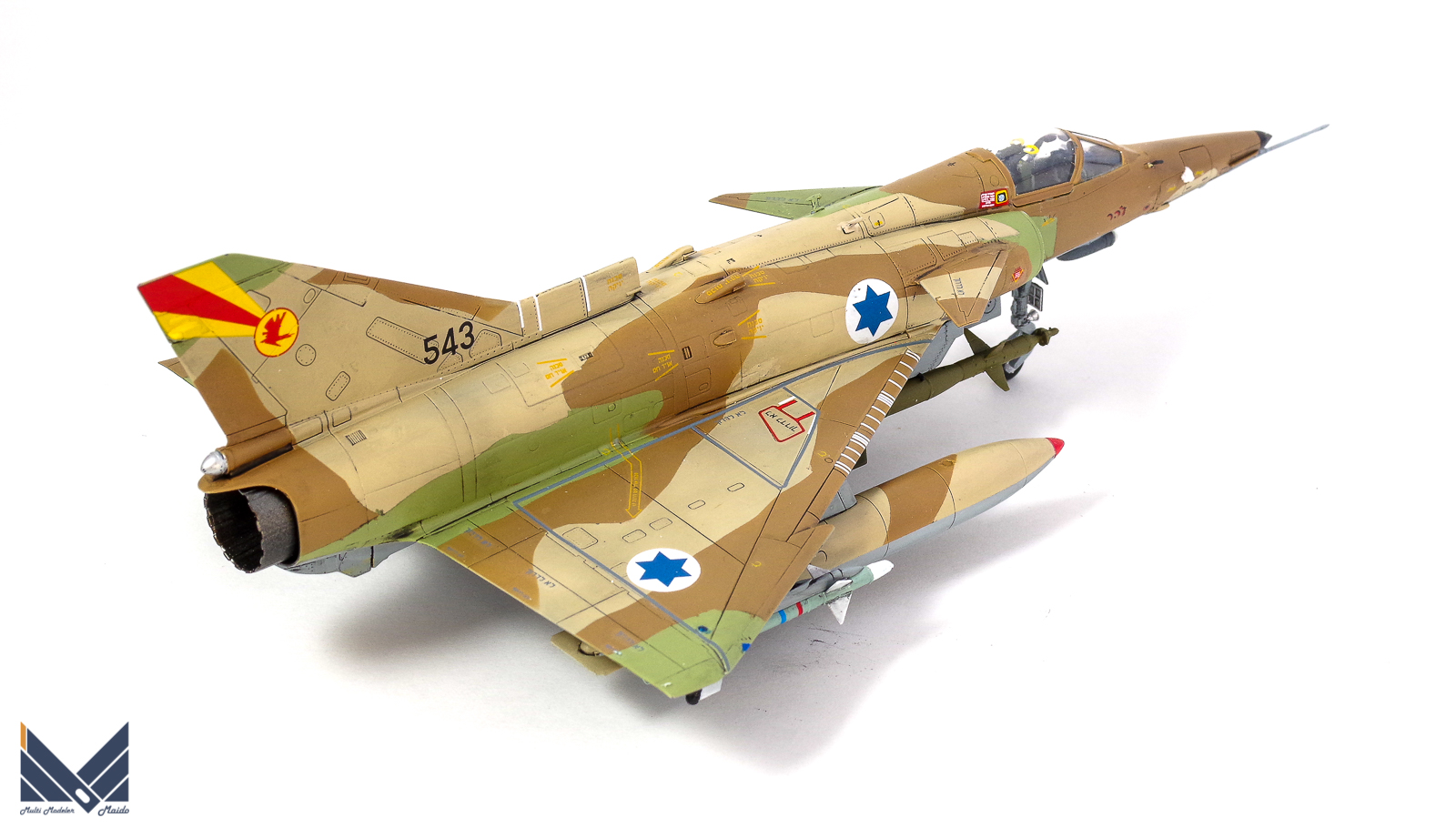 AMK　1/72 　イスラエル　クフィル　プラモデル　完成品