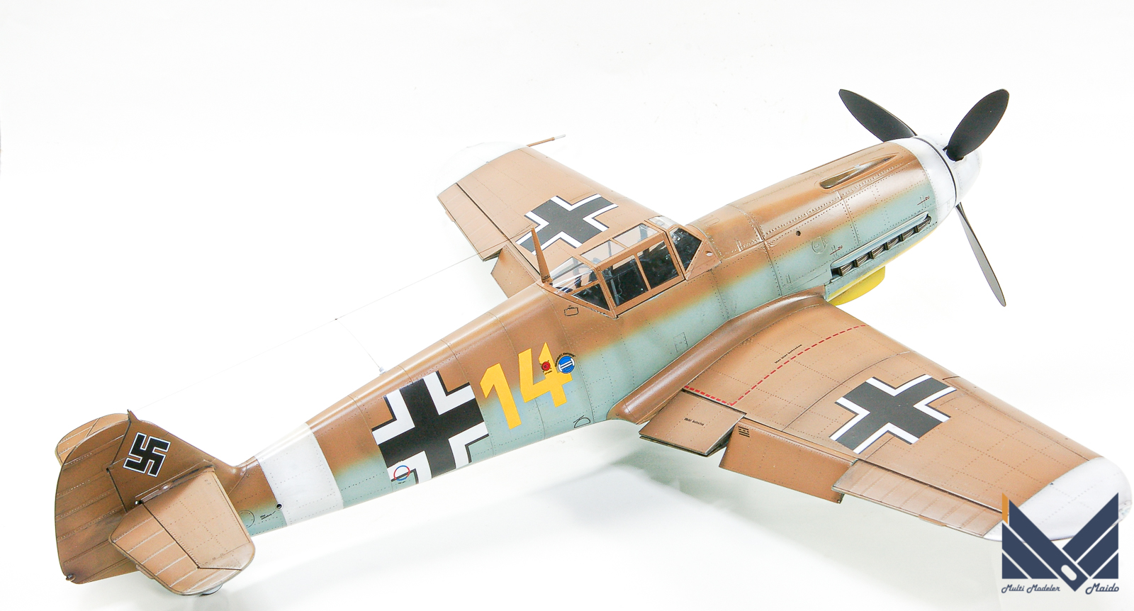 ハセガワ　1/32　bf-109F-4　マルセイユ　プラモデル　完成品