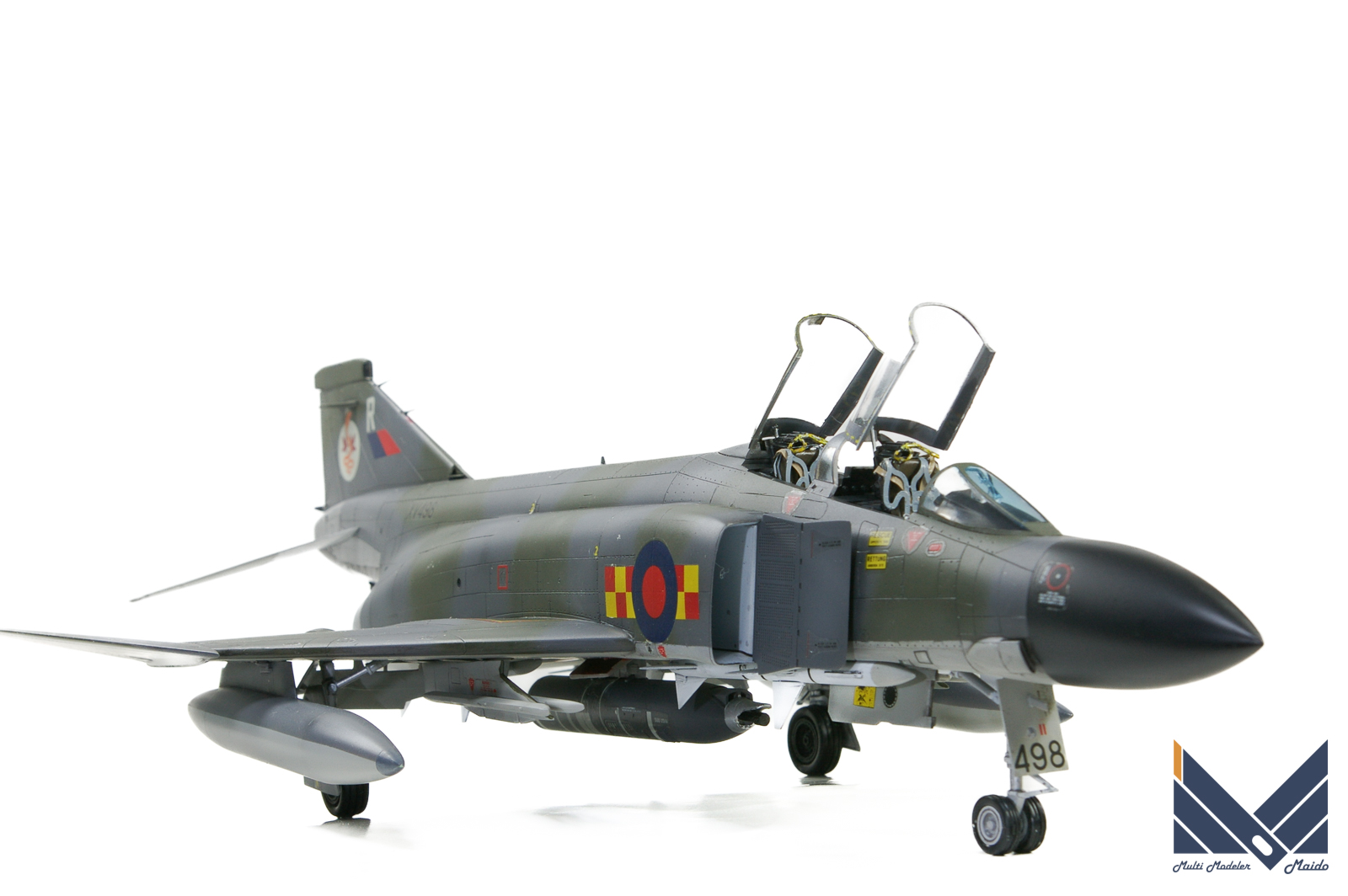 ロボット戦闘機プラモデル完成品ハセガワ1/48F-4ファントム - ロボット