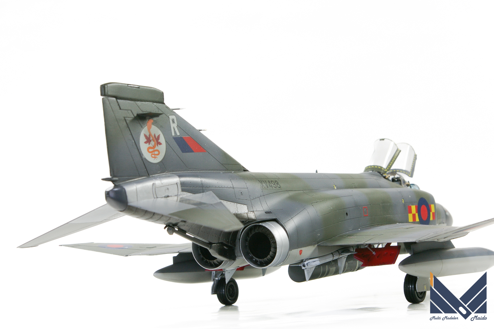 ハセガワ　1/48 F-4　FGR2　ブリティッシュファントム　プラモデル　完成品