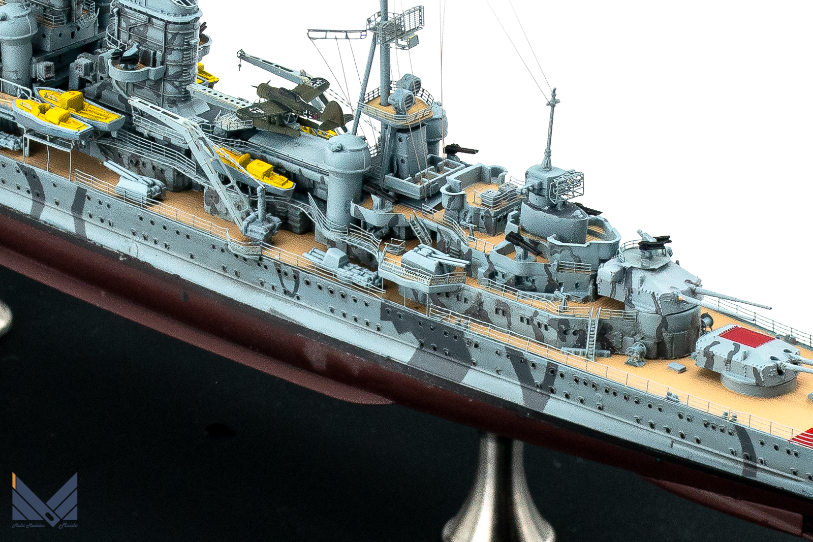 ピットロード／トランぺッター　1/700　ドイツ海軍重巡洋艦　プリツンオイゲン1942 　チャンネルダッシュ　プラモデル　完成品