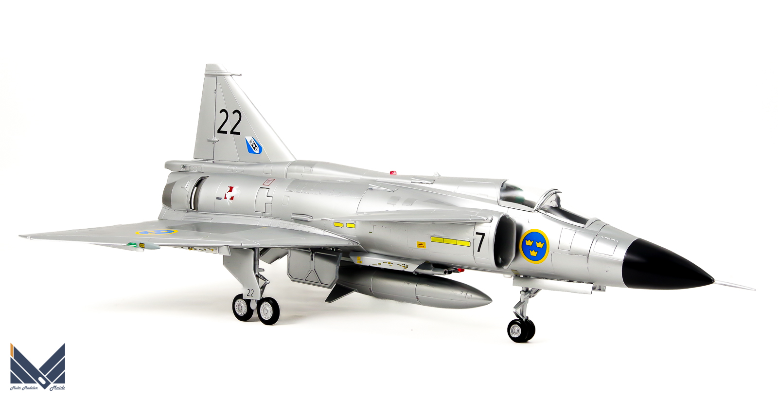 スペシャルホビー　1/72　スウェーデン空軍戦闘機　ビゲン　単座型　プラモデル　完成品