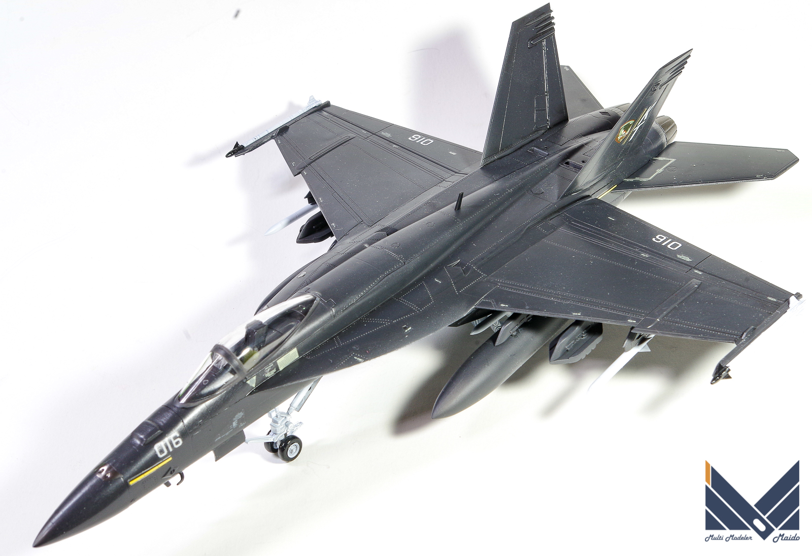 非売品 【希少レア】F18 ホーネット ソリッドモデル 戦闘機 - おもちゃ