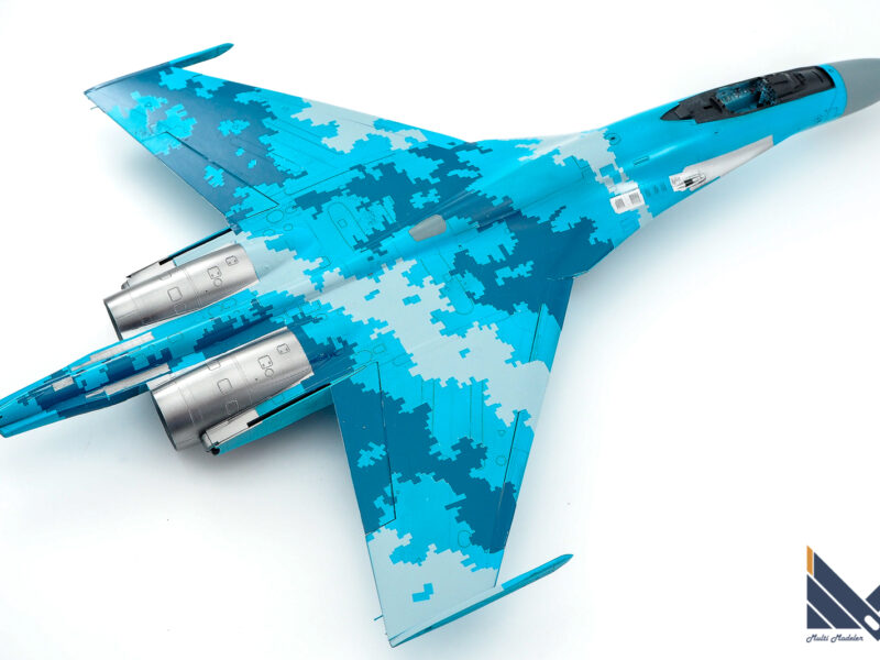 グレートウォールホビー　1\48 Su-27　フランカーB　ウクライナ空軍　製作