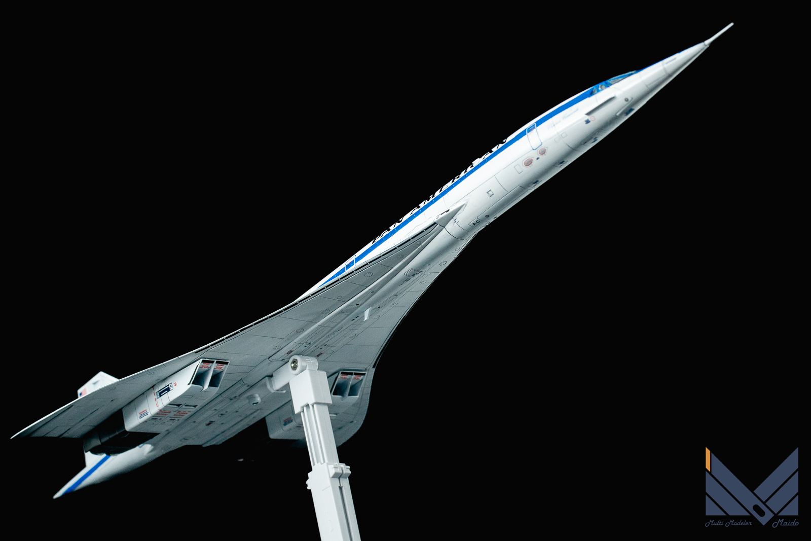 ドイツレベル 1/144 コンコルド パンアメリカン航空 完成品 Concorde 