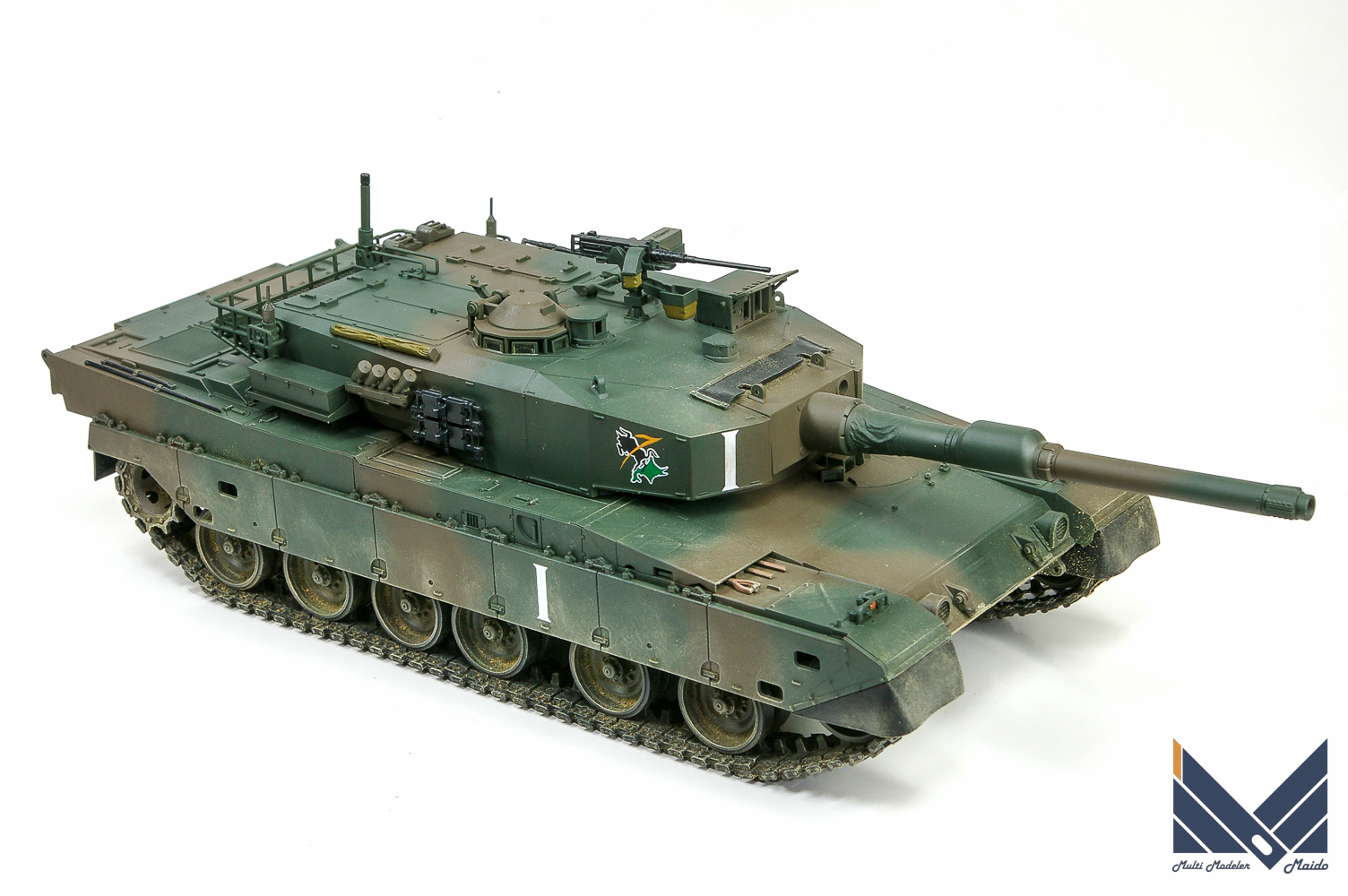 タミヤ　1/35　陸上自衛隊　90式戦車　プラモデル　完成品