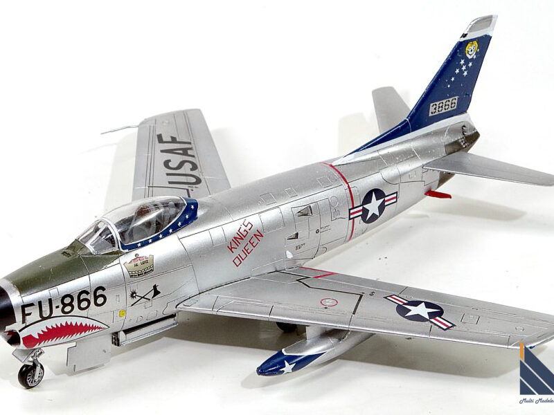 ハセガワ　1/72 F-86D　セイバードッグ　プラモデル　完成品