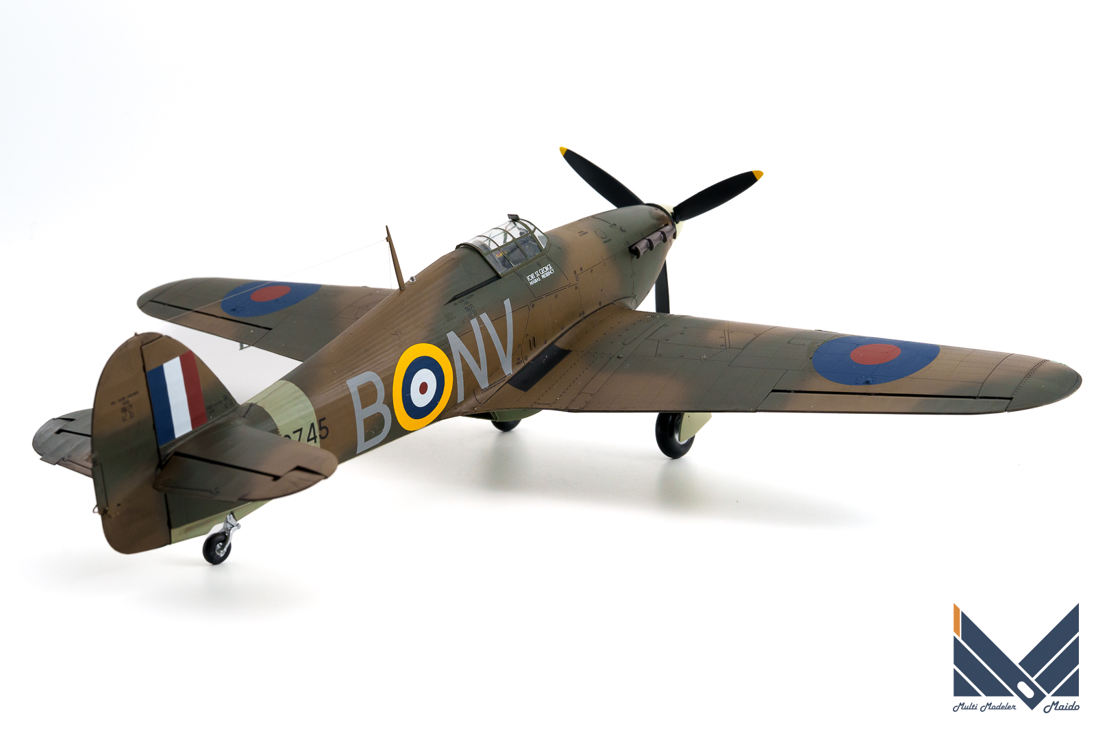 レベル 1/32 イギリス空軍 ホーカー ハリケーンMk.Ⅱ 完成品Hawker