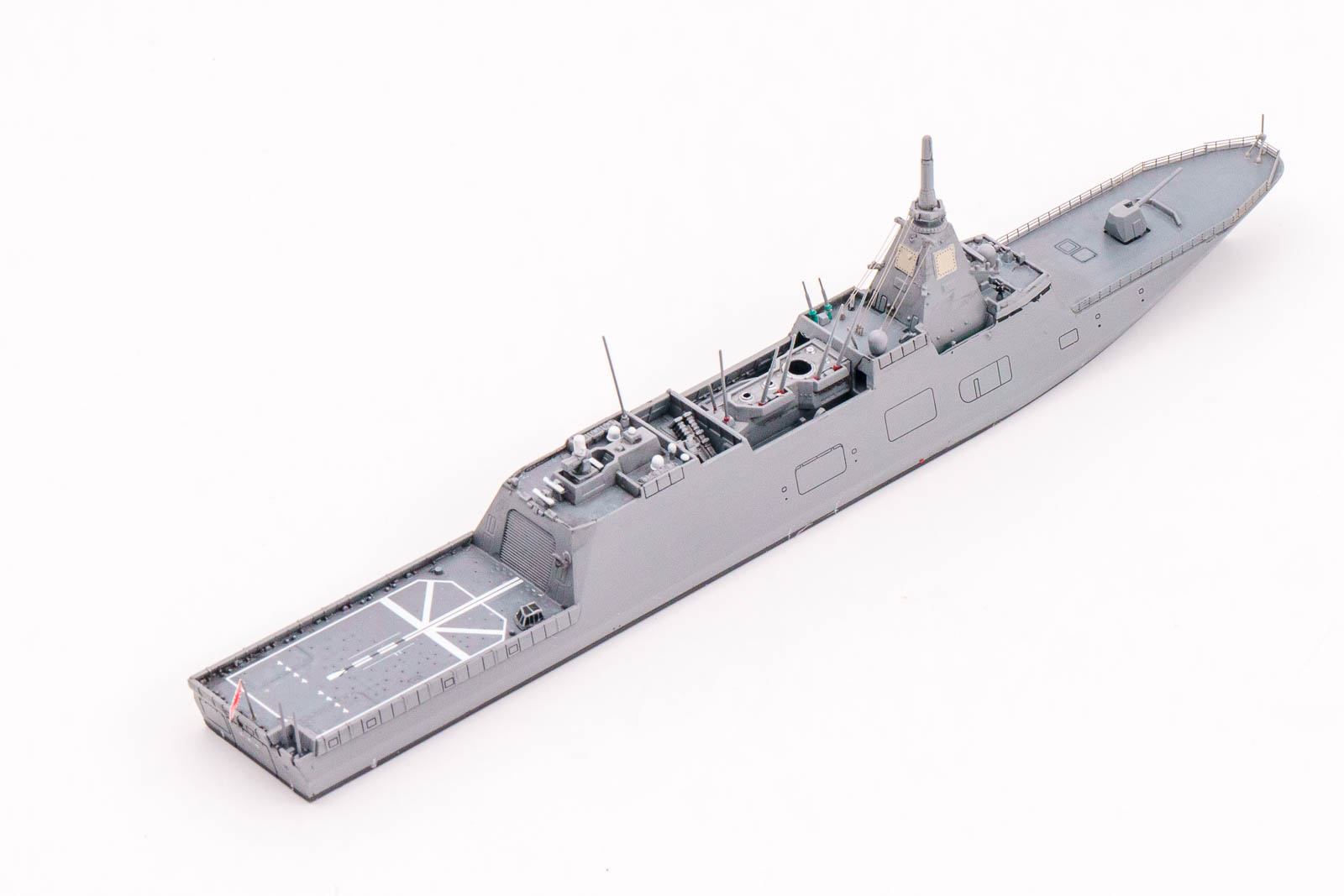 タミヤ　1/700　海上自衛隊　護衛艦　もがみ　プラモデル　完成品