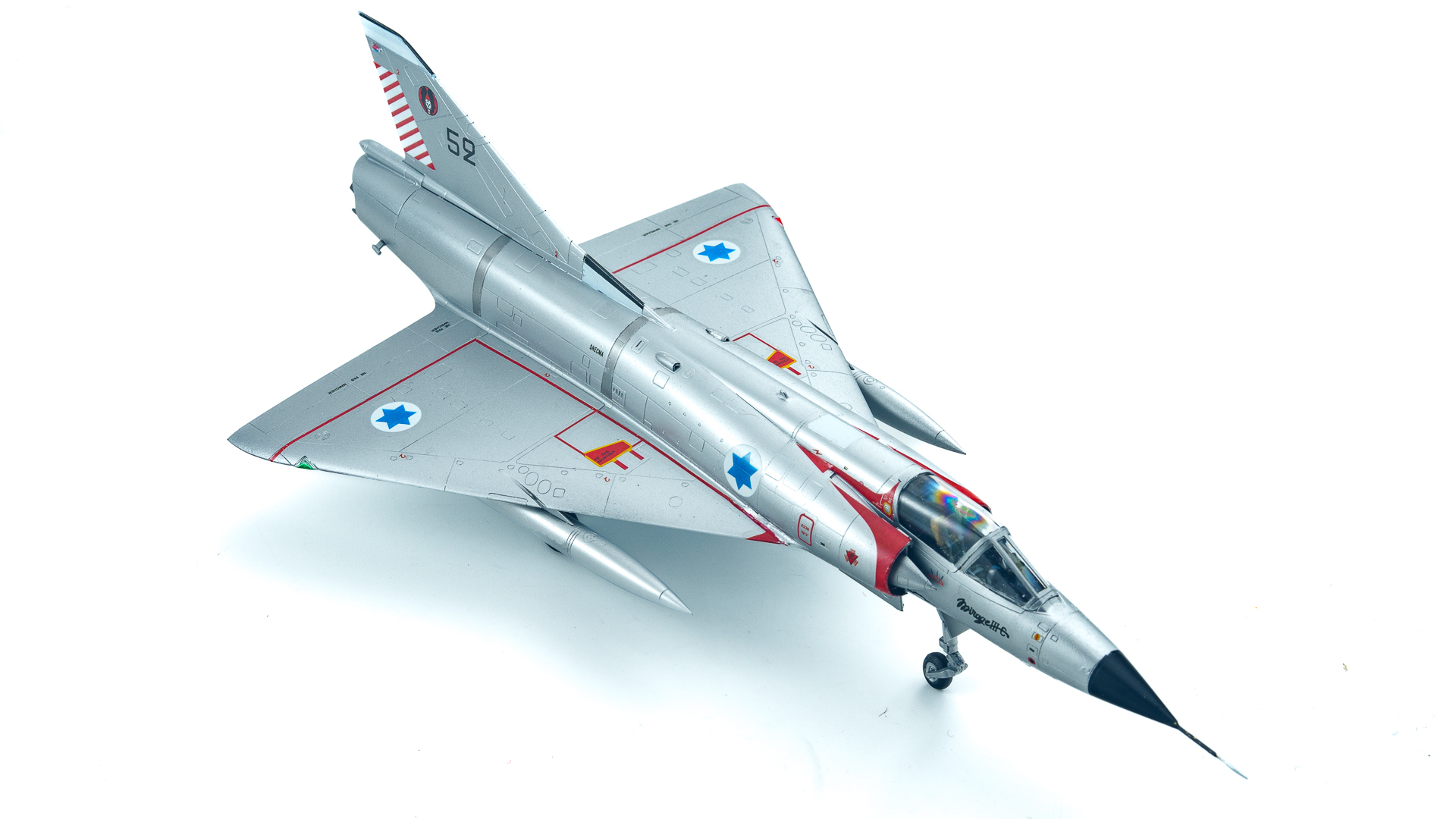 スペシャルホビー　1/72 ミラージュⅢCJ　プラモデル完成品