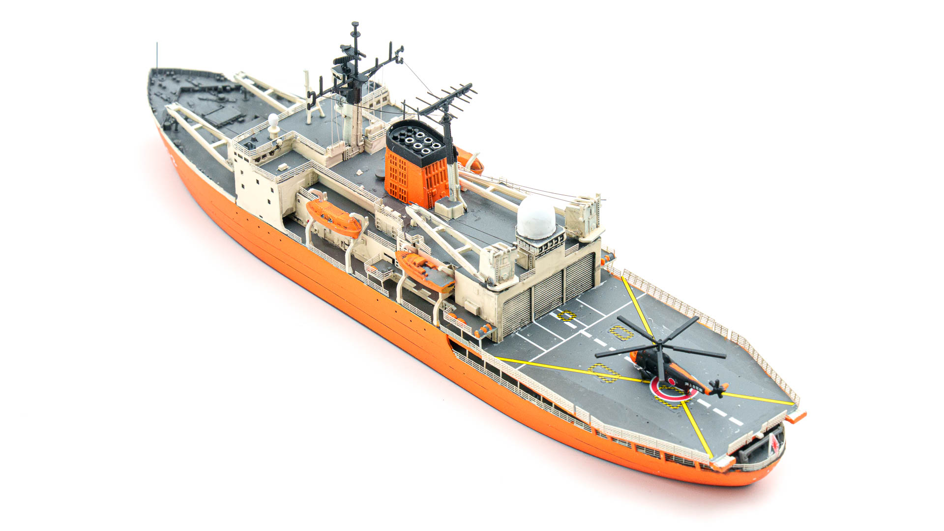 ォーサイト/シールズモデル　1/700　海上自衛隊　南極観測船　しらせ5002　プラモデル　完成品