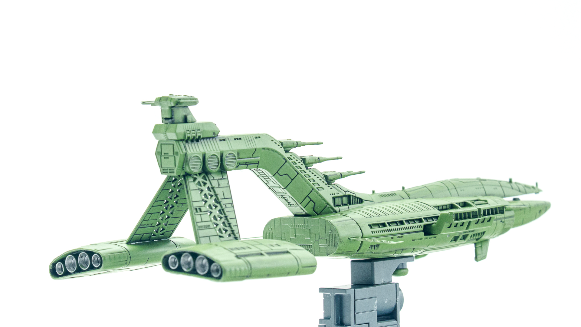 バンダイ　1/1700　EXモデル　ジオン公国軽巡洋艦　ムサイ　プラモデル　完成品