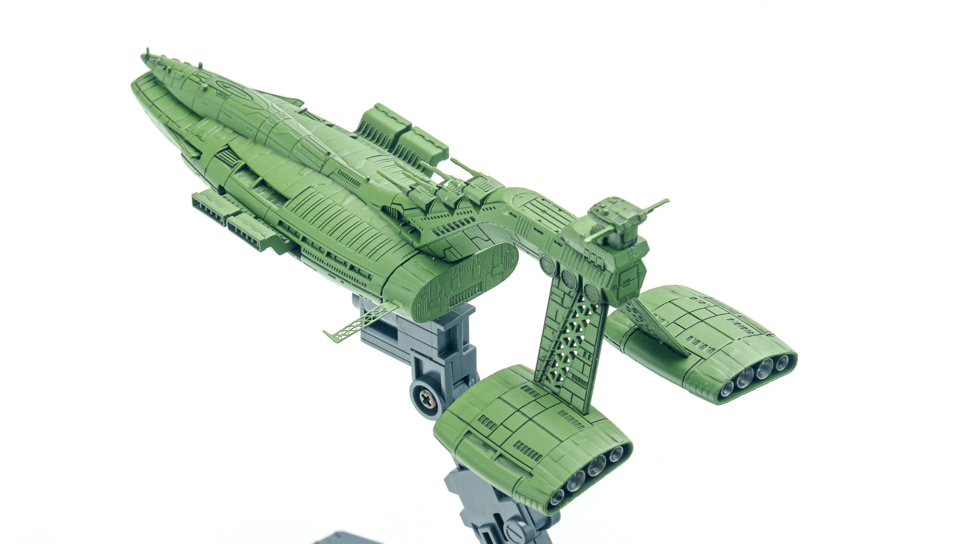 バンダイ　1/1700　EXモデル　ジオン公国軽巡洋艦　ムサイ　プラモデル　完成品