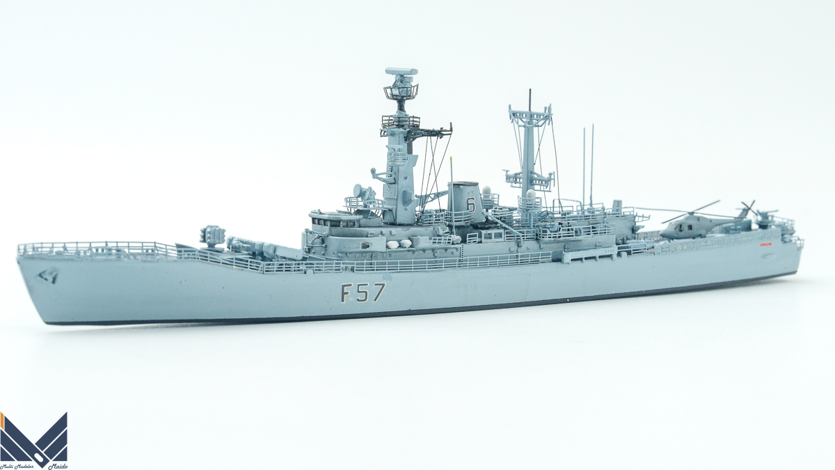 スターリングモデル 1/700 イギリス海軍リアンダー級フリゲート アンドロメダ 完成品