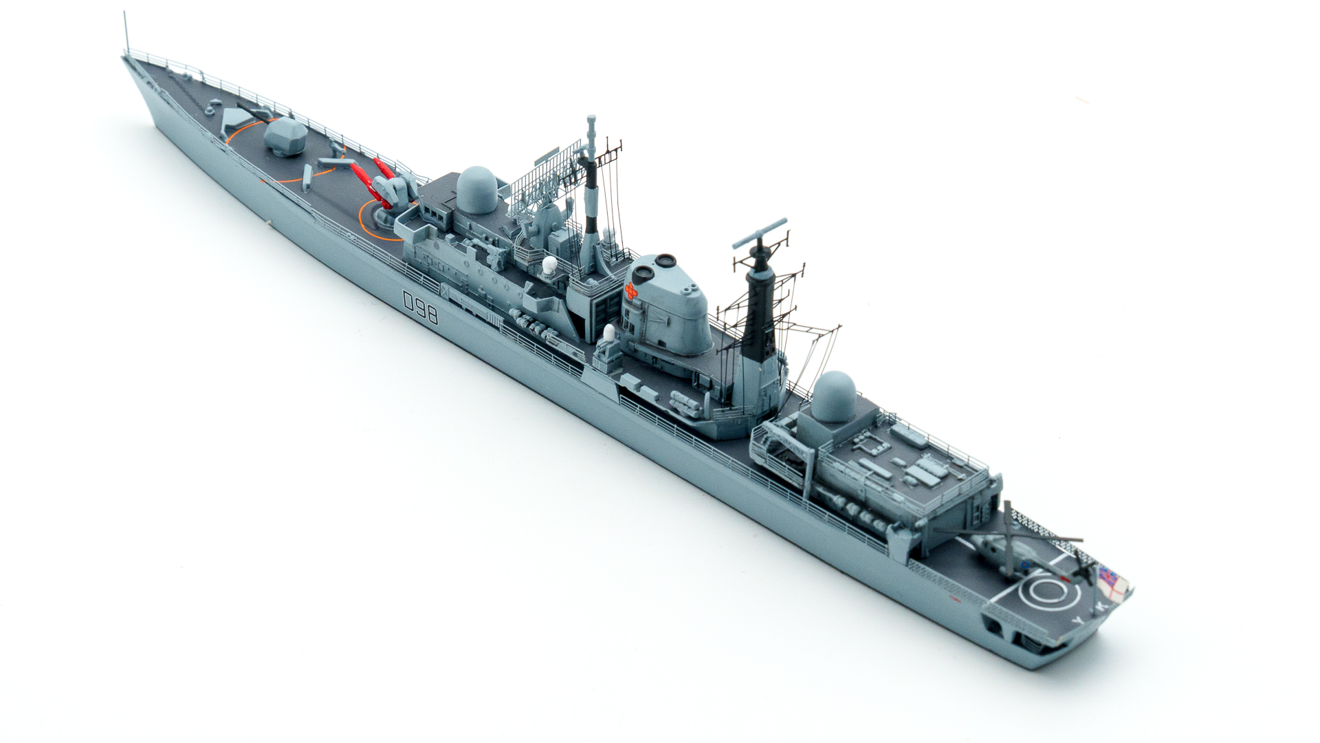 ドラゴン 1/700 イギリス海軍駆逐艦 ヨーク プラモデル 完成品